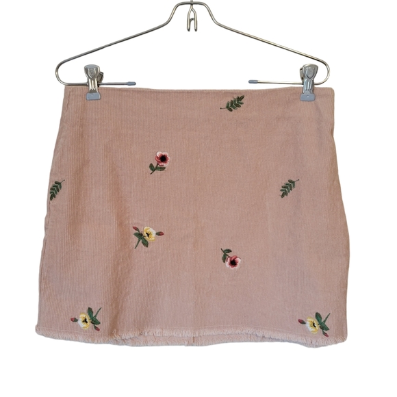 Tilly's Dresses & Skirts - Ivy + Main Pink Corduroy Floral Cotton Embroidered Mini Skirt Cottagecore Sz LG